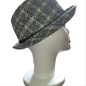 Something Special White & Black Unisex Hat Black n White Brograin Band S…